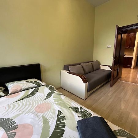 Medova Apartments Lviv Extérieur photo